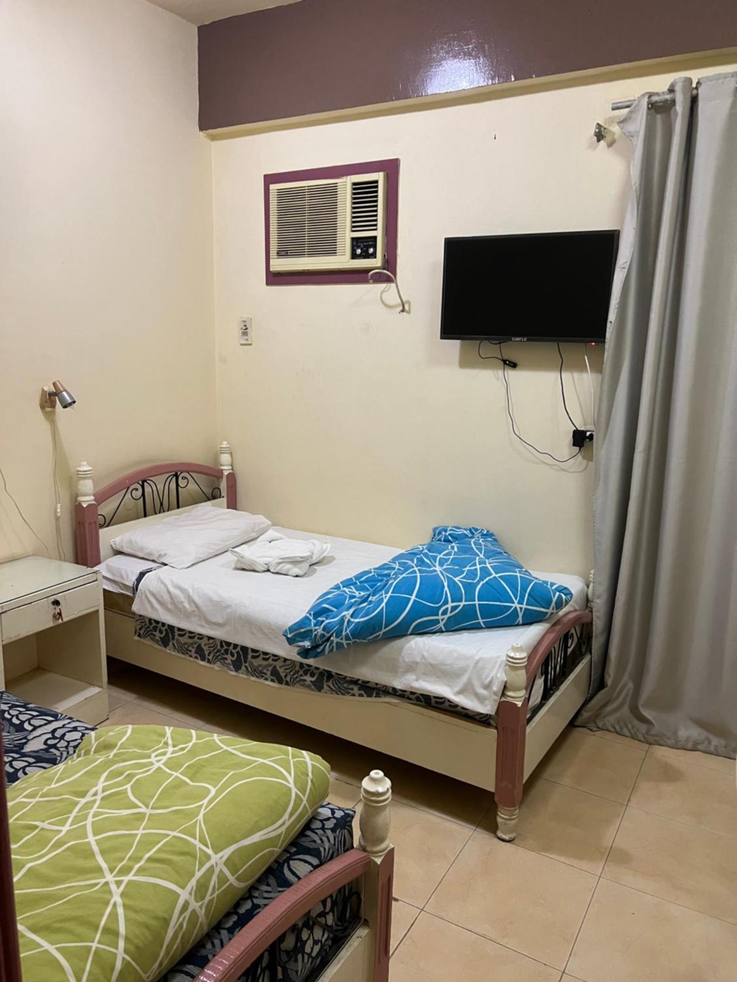 Elphardous Hotel Luxor Kültér fotó